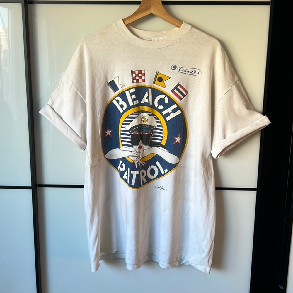 Men’s Distressed Vintage Graphic Tee - Fits Large (or oversized Medium)